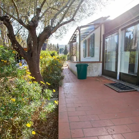 Villini A Schiopparello Villa *
